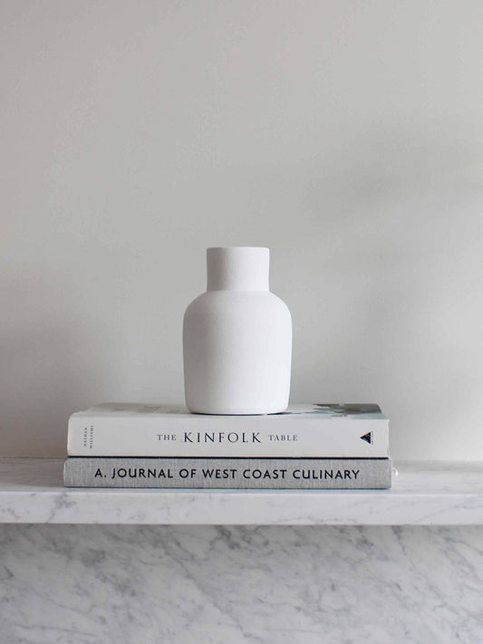 Vit liten Aire vas från Ocactuu hos Jenilin