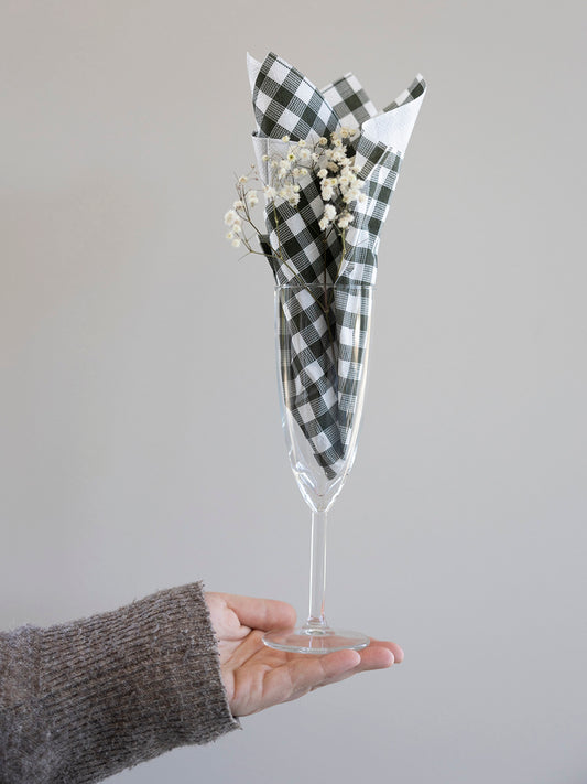 Pappersservett med rutigt mönster i färgen grön