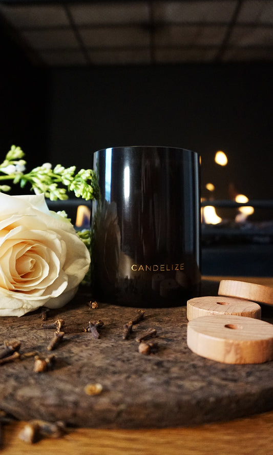 Doftljus från Candelize Wood