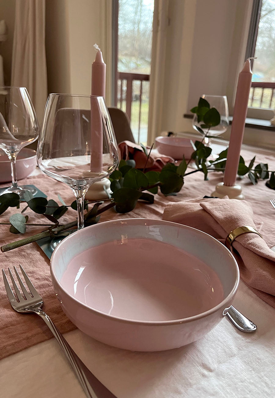 Egg back home pastaskål cotton candy i miljö