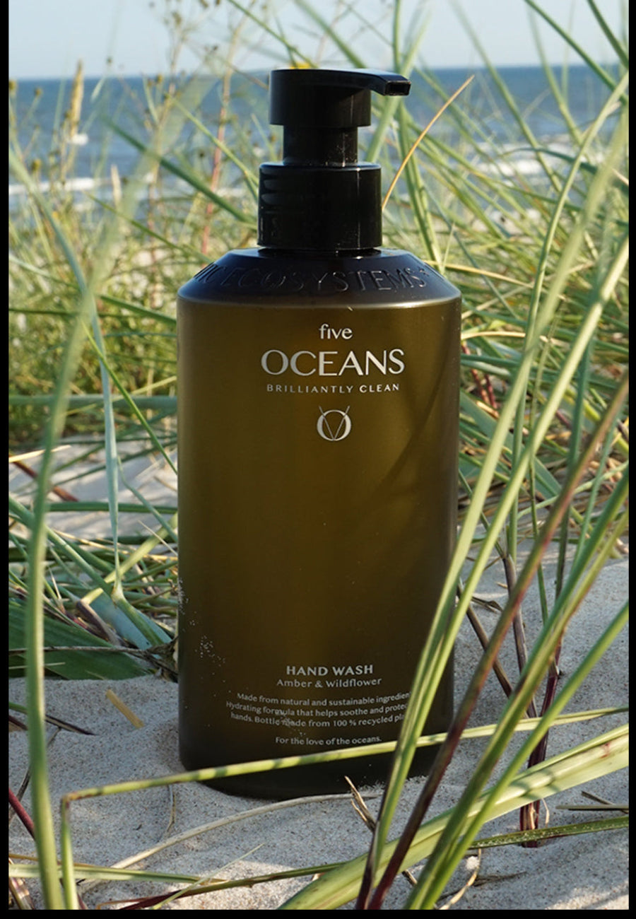 Miljöbild strand på Five Oceans handtvål 