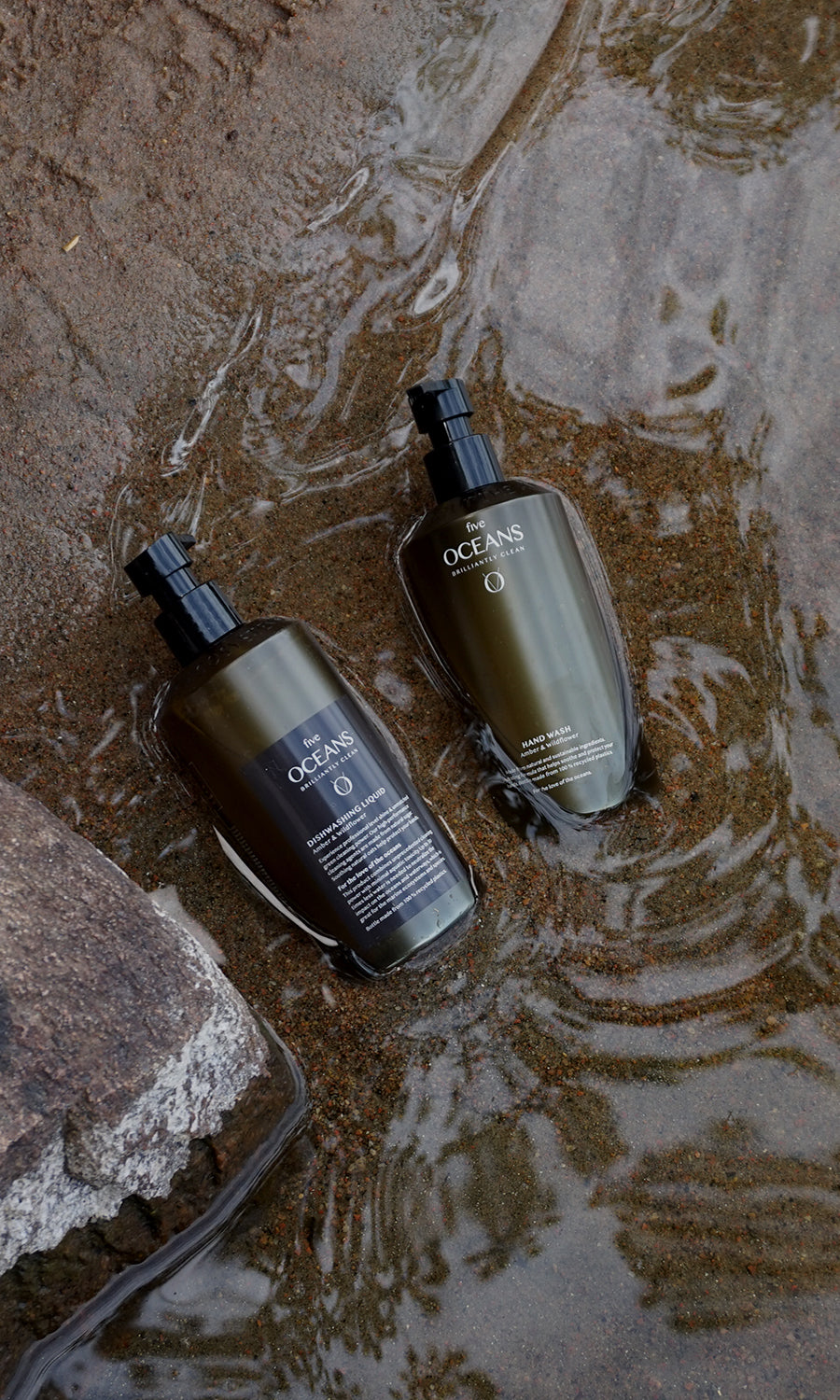 Miljöbild på Five Oceans handtvål och diskmedel hos Jenilin