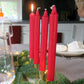 Kronljus från Delsbo Candle i färgen deep red